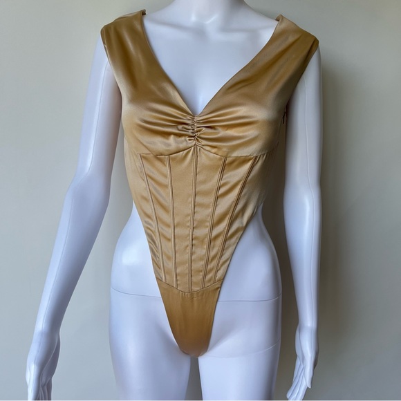 NWOT Retrofete Rozik Silk Bodysuit in Nude M - Picture 6 of 16